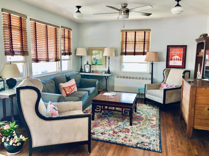 Retro Ocnj Inn, 1 Block To Beach - Ocean City, NJ