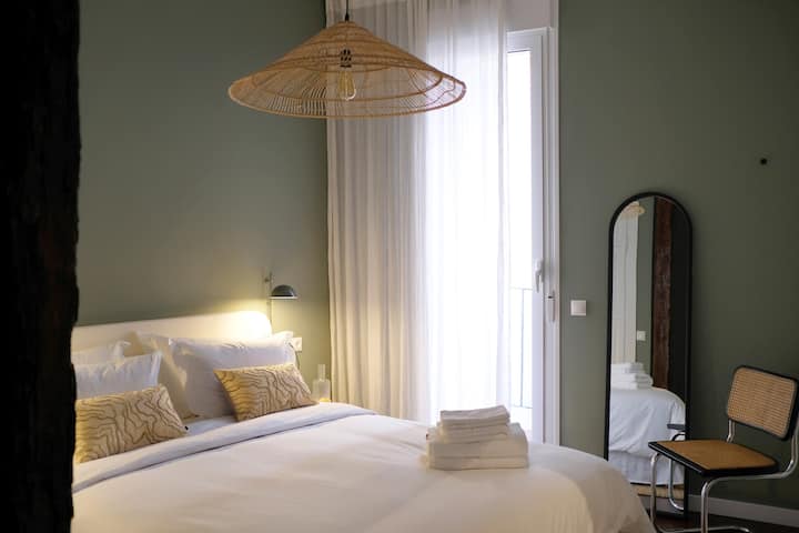 Primary ensuite bedroom