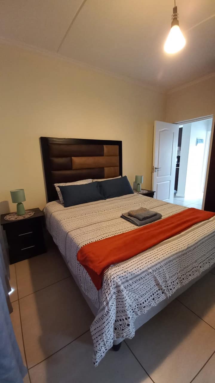 غرفة النوم 2