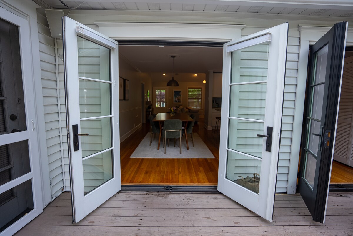Austin Bungalow with Big Outdoor Space + Grill