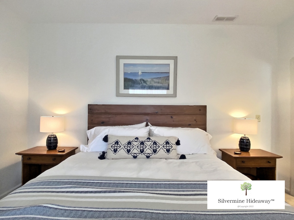 Our guests rave that the king-size bed is a dream, with multiple king pillows (two soft and two firm), and features a headboard made from an antique barn door from a local farm.  Hypoallergenic bedding available on request. 