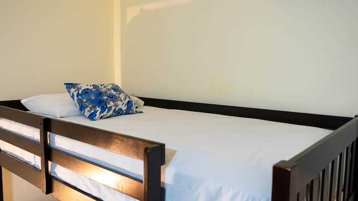 საძინებელი 1