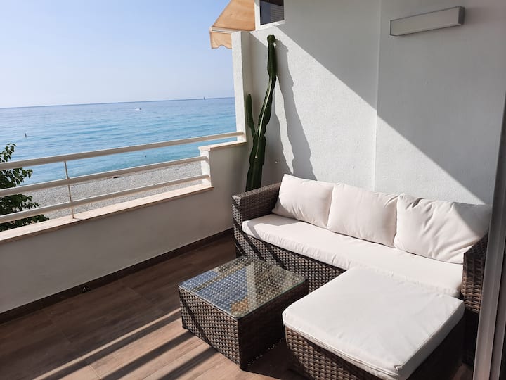 Direct Access To The Beach And With Parking - Altea