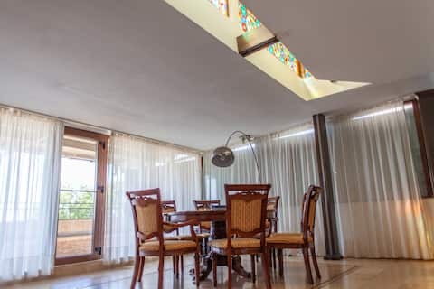 Spacious Apartment in City Center