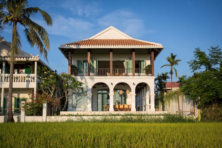 Sunset Villa Dreams Near Hoi An