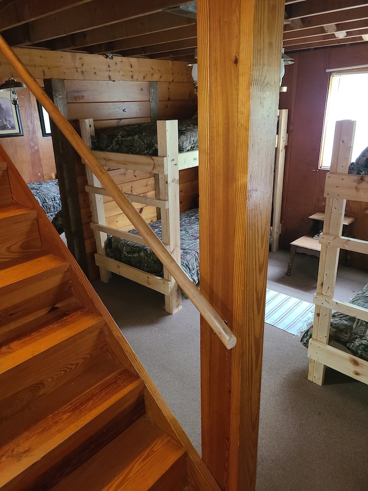 საძინებელი 4