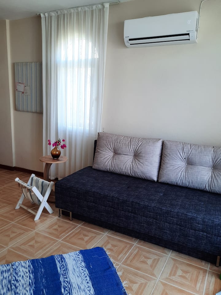 Datça Merkez, 
1 + 1 Apart - Sahile 3 Dk. Yürüme - Datça