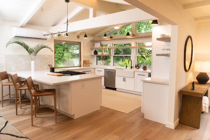 Hanalei Oasis Steps from the Beach gallery image 4