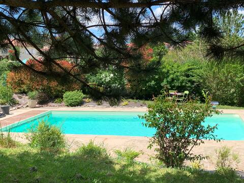 4 * villa with private swimming pool and cinema room