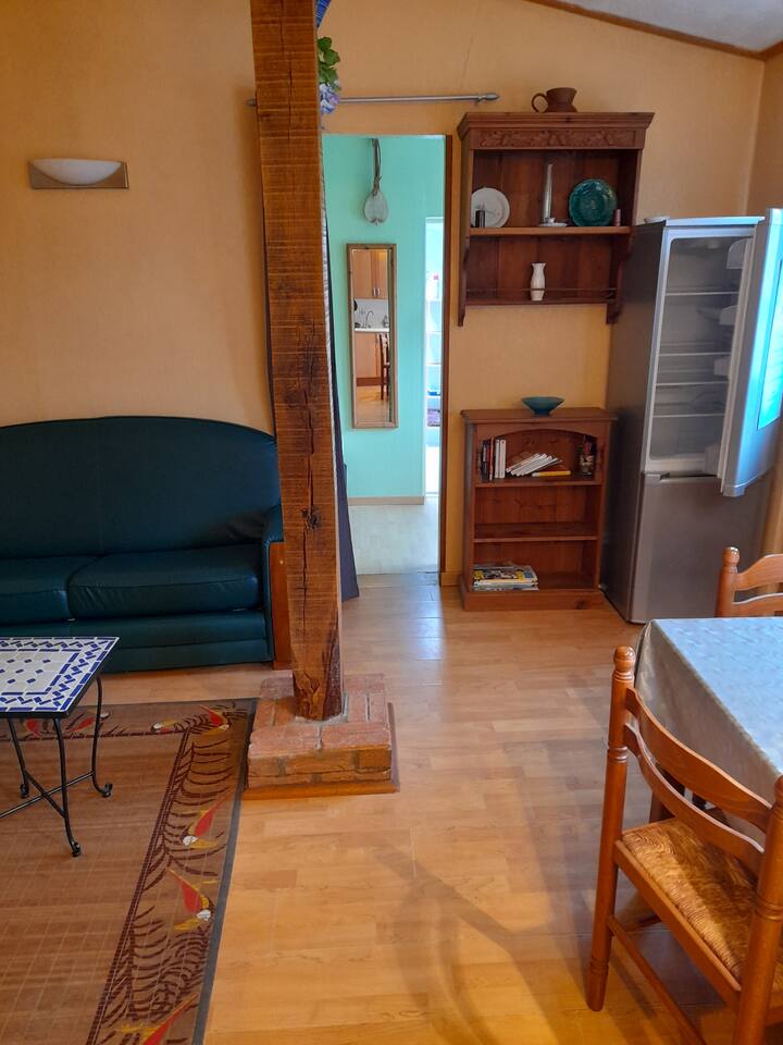 Charmante Petite Maison Au Calme Avec Piscine . - Somme