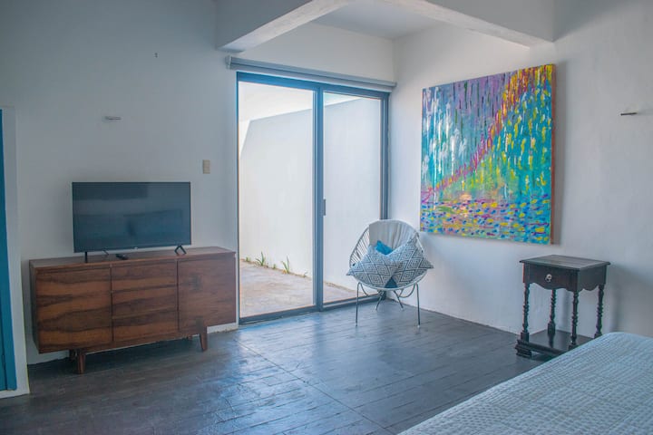 King bed with full bath on the ground floor.