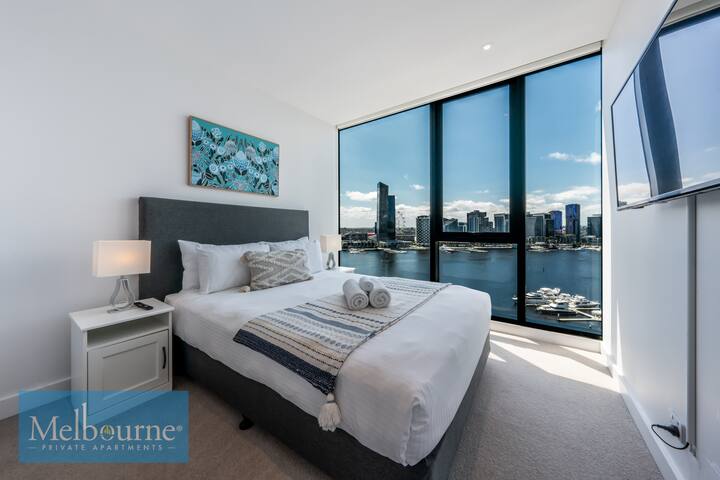 2 Bedroom 2 Bathroom Apartments with Harbour Views gallery image 2