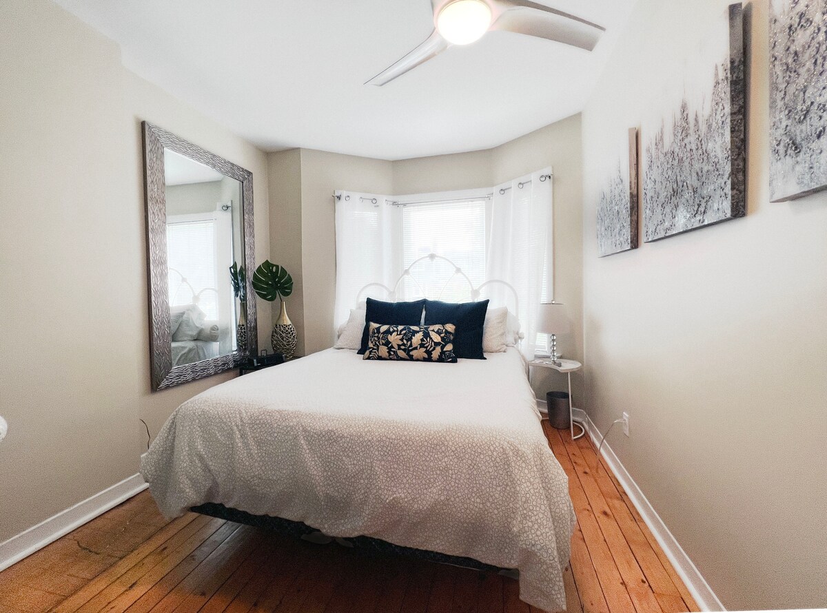 Spavaća soba s bračnim krevetom (širine 150