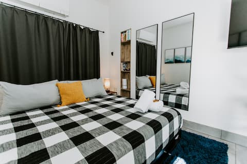 Sloans Lake Pocket Luxury | Ladder off the Alley