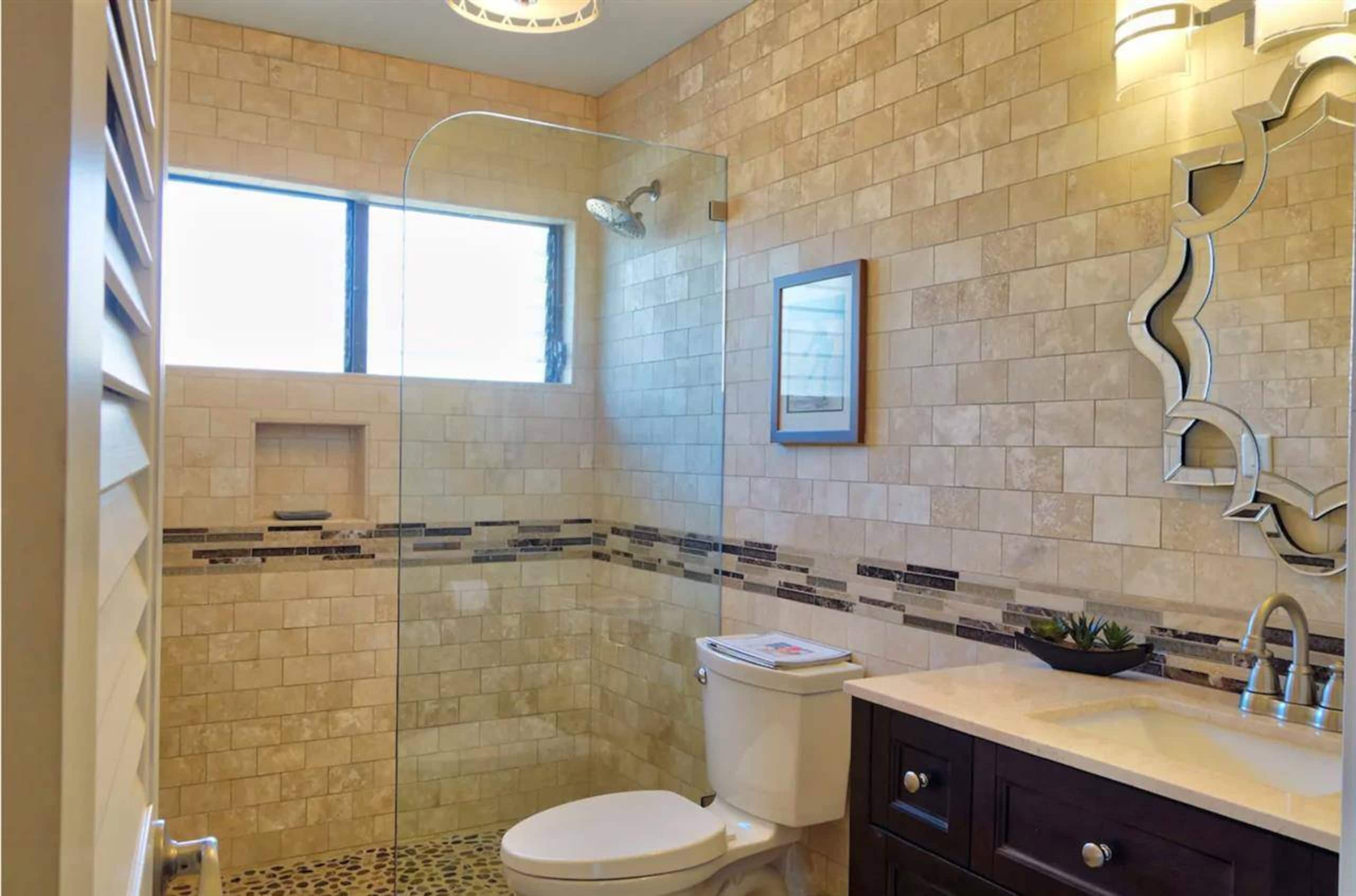 Condo in Kihei · ★4.96 · 2 bedrooms · 3 beds · 2 private baths - Image 12
