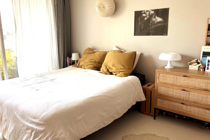 Soba 1/  2 odrasle osobe + 1 dijete