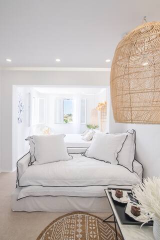 Divine Naxos Villa gallery image 3