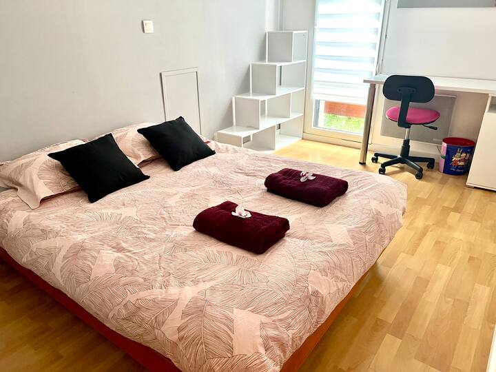 Chambre 2 : à l'étage