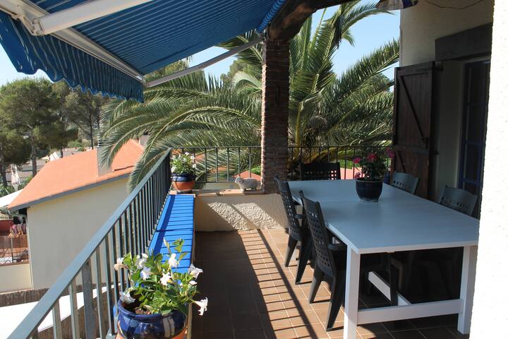 Villa con 4 dormitorios y piscina privada gallery image 3