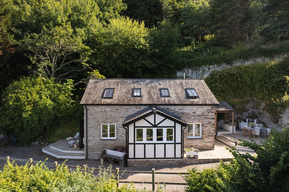 A cliffside boathouse on Lee Bay, Lee Bay, Devon, United Kingdom, photo 1 of 10