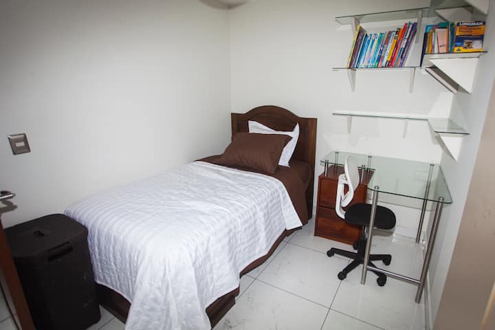 غرفة النوم 2