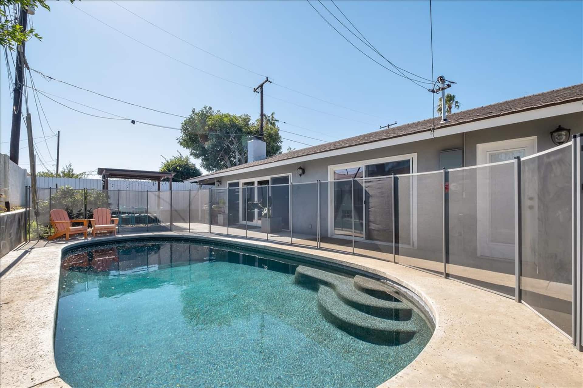 Orange Oasis 🍊- 10min to Disneyland 🎡Spacious Pool home — photo 5