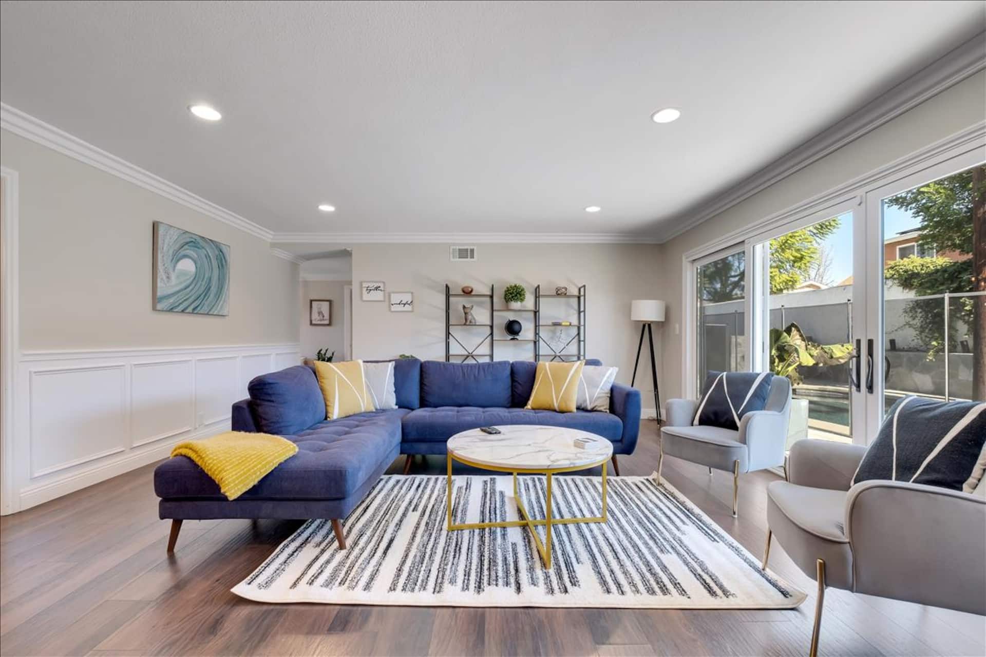 Orange Oasis 🍊- 10min to Disneyland 🎡Spacious Pool home — photo 3