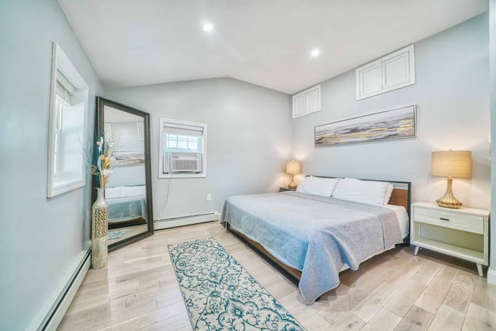 180-220 cm széles hálószoba