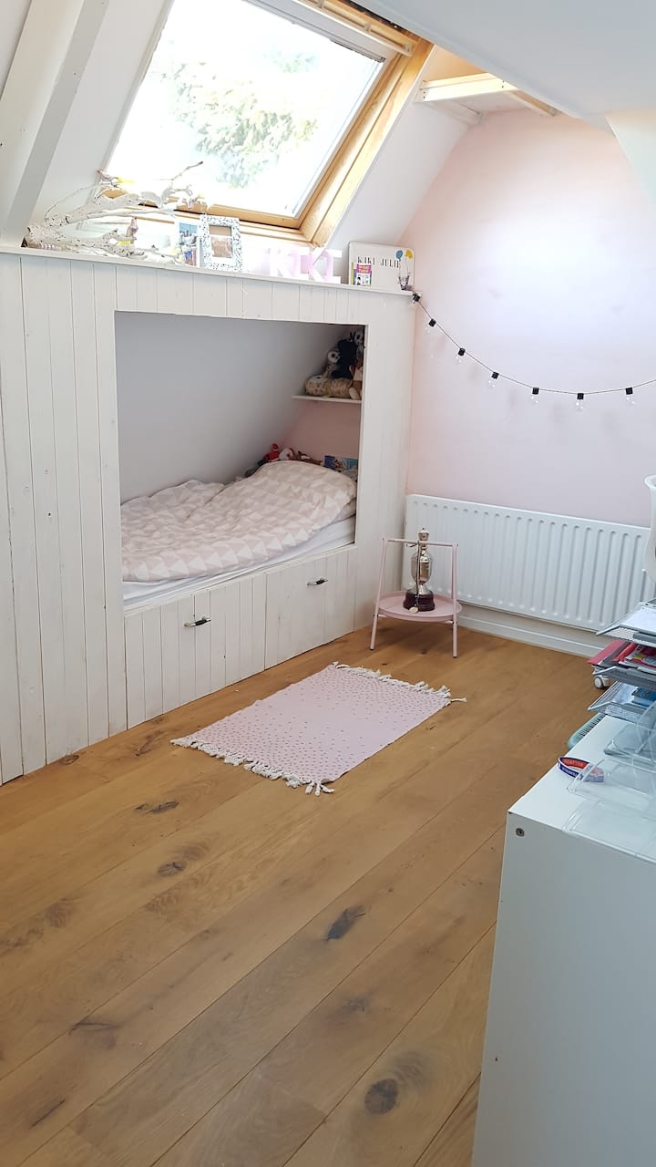 Chambre 3, 1,90 mètre, les deux conviennent aux enfants ou aux adultes