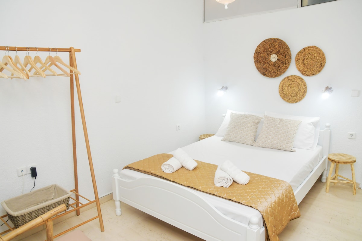 解剖床垫。尺寸140 Ł 190。