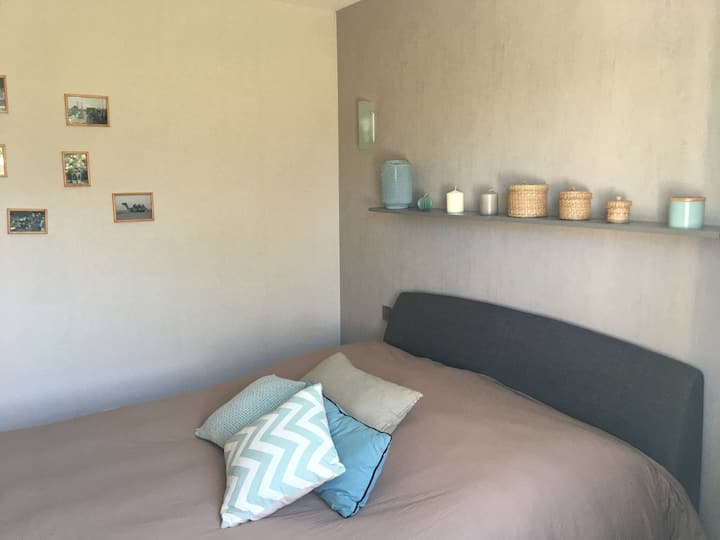 غرفة النوم 1