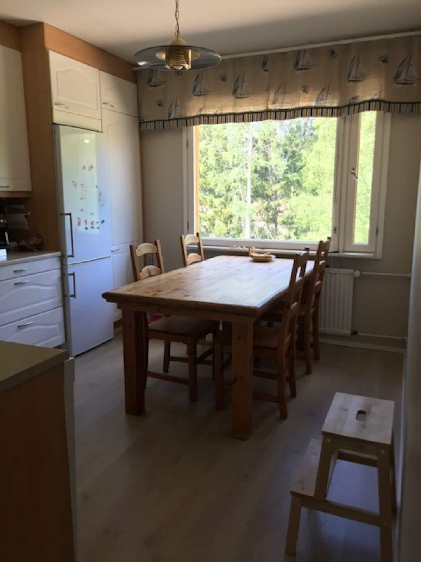 Tästä Siisti 76 M2 Kolmio Puistomaiselta Alueelta. 4