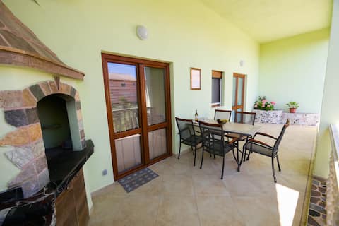 Top Airbnb: APARTMAN ANDRICIO in Kaštel Gomilica