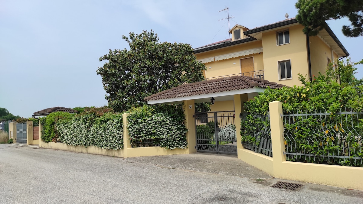 Annuncio Airbnb popolare: (M)Ca’ Palmira: Venice & beach NEW & all incl.! a Cavallino Treporti