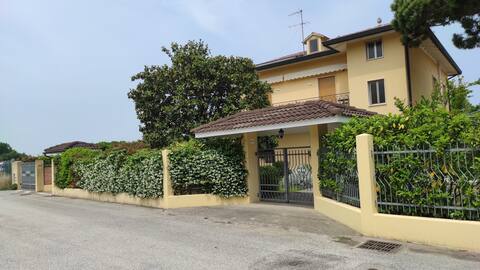 Popular Airbnb listing: (M)Ca’ Palmira: Venice & beach NEW & all incl.! in Cavallino Treporti