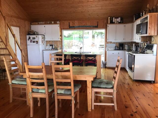 Private Haven on St. John River in Long Reach, NB gallery image 5