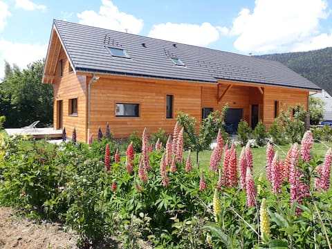 Airbnb performant: AUTRANS - house 6-8 people - 3 bedrooms à Autrans Méaudre En Vercors