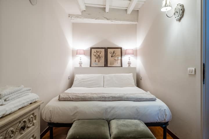 غرفة نوم ثانية (سرير 160 × 200)