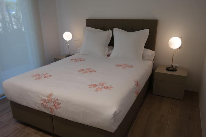 ห้อง 2 และ 3 มีวิว/ประตูบานเลื่อนไปยังสวนขนาด 39 ตารางเมตร