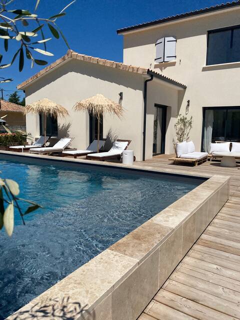Pretty house with a pool