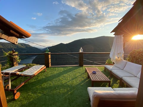 Charming house with unbeatable views