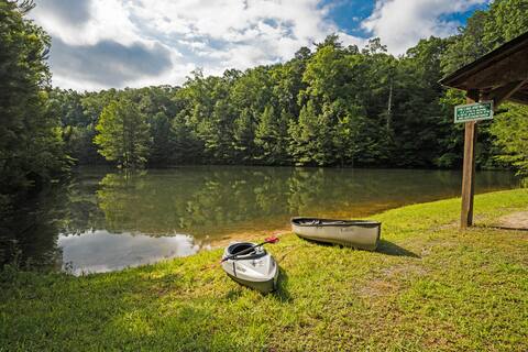 Frog Pond Hollow Lodge Private saltwater pool*lake