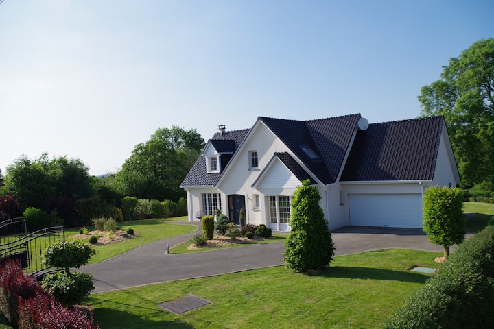 Magnifique villa avec jacuzzi