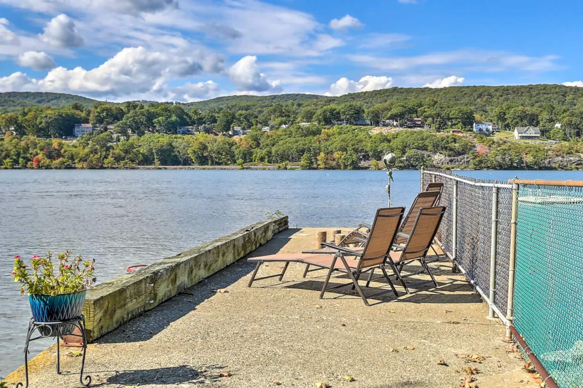 Bungalow near West Point on Hudson River