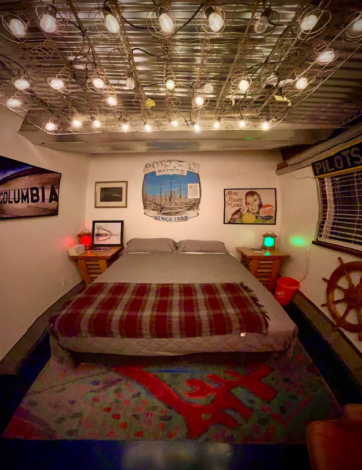 Pilots bedroom