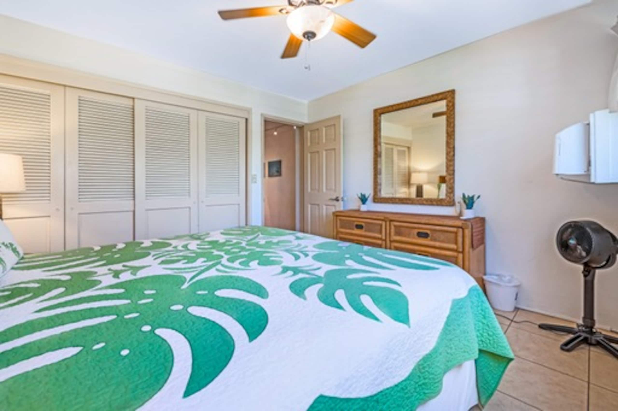 Condo in Kihei · ★4.84 · 1 bedroom · 2 beds · 1 private bath - Image 11