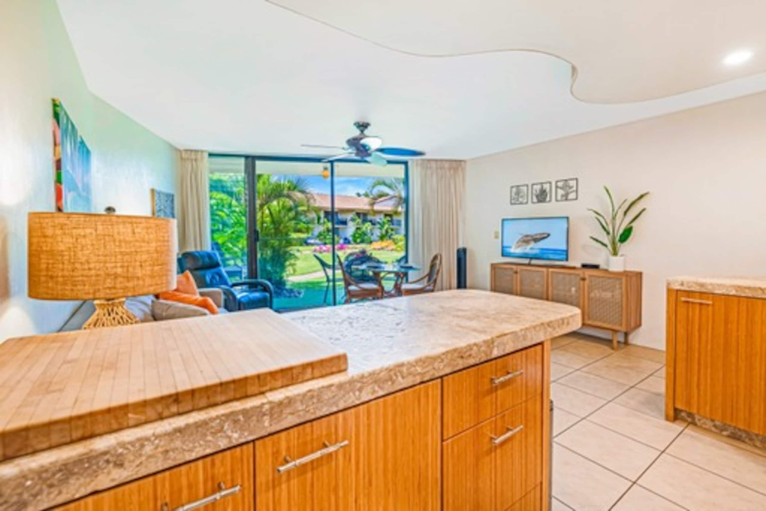 Condo in Kihei · ★4.84 · 1 bedroom · 2 beds · 1 private bath - Image 3