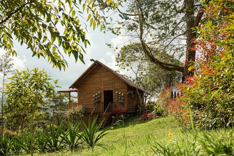 Successful Airbnb property: Rustic cabin in SANTA ELENA • La Golondrina • in Guarne