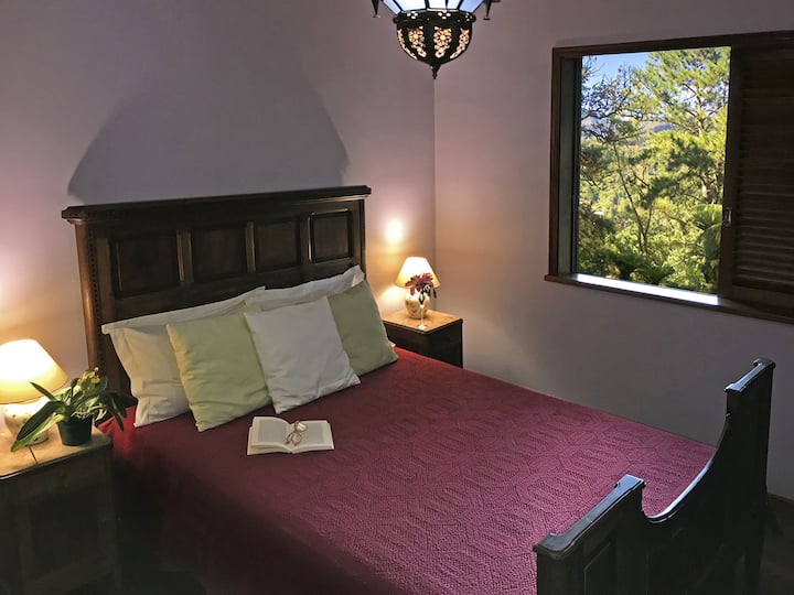 غرفة النوم 2