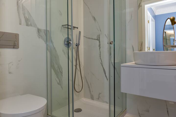 Almada234 | 2 Bedroom Apartment | 51 gallery image 5